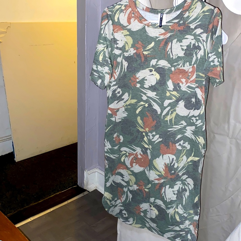 Dress with pockets